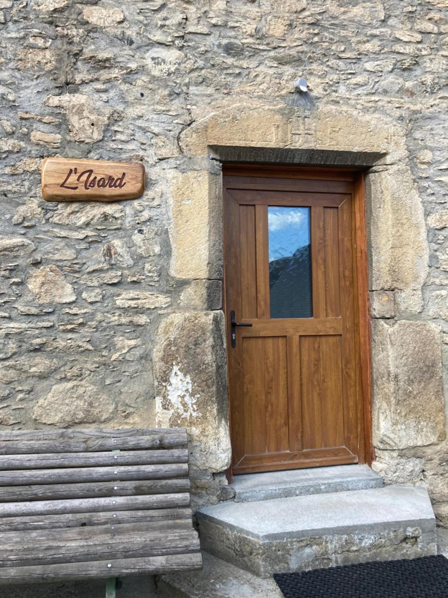 Gite De Montagne Poubeau Exterior foto
